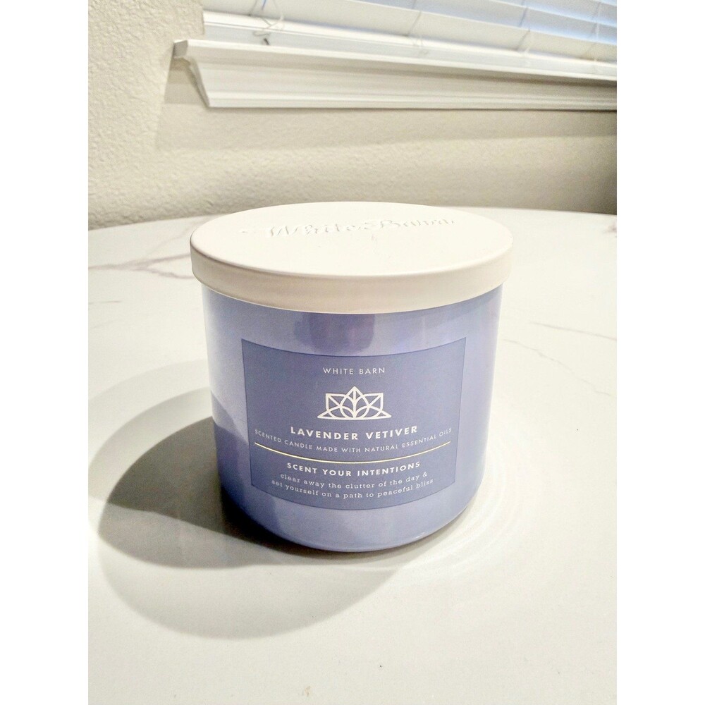 ♡ HTF/Discontinued Bath & Body Works Lavender Vetiver 14.5 oz Three wick Candle♡